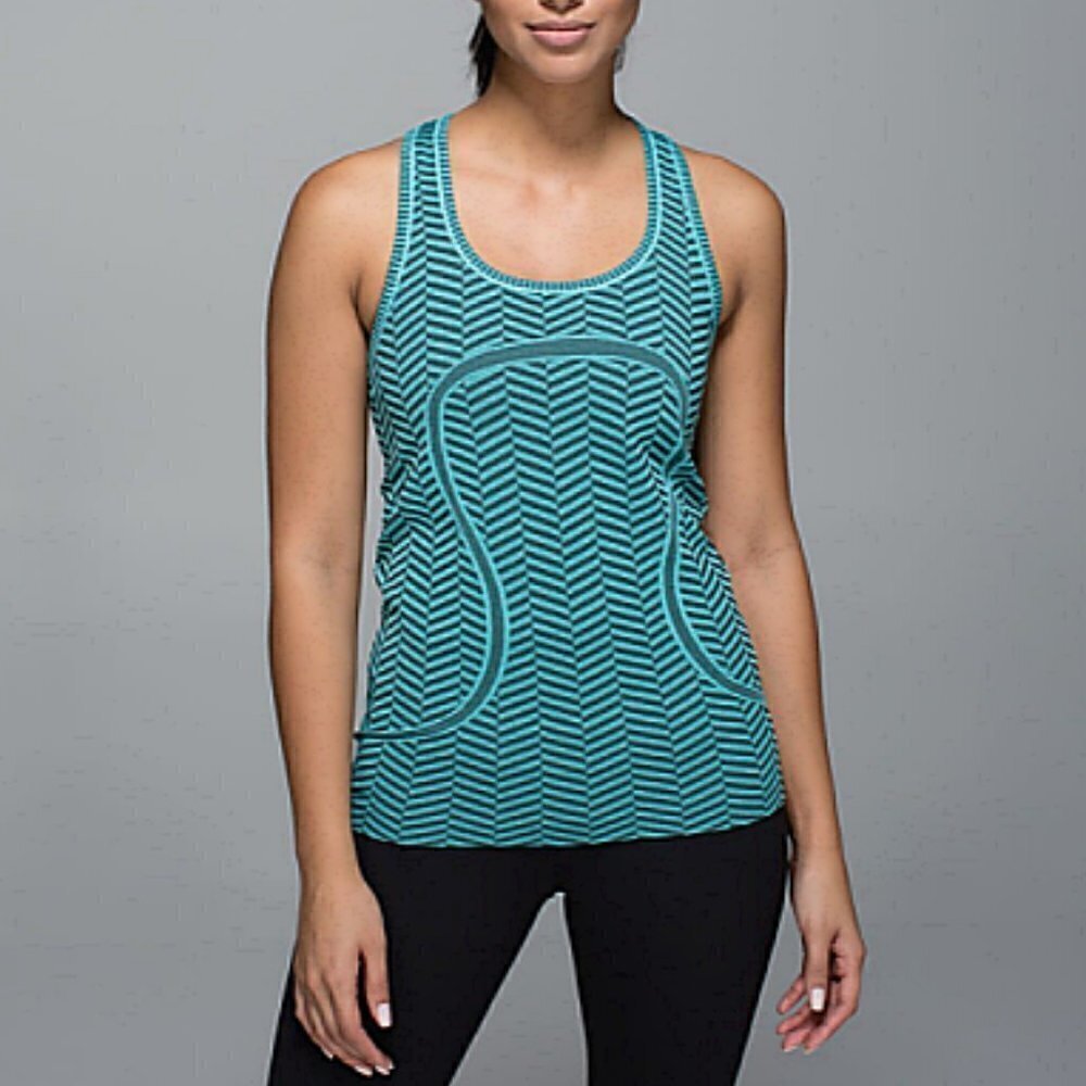 Lululemon Run Swiftly Racerback Tank Blue 6 NWOT
